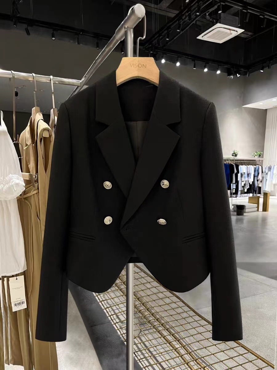 Blazer Corto Francese — Giacca Chic Monopetto - 15