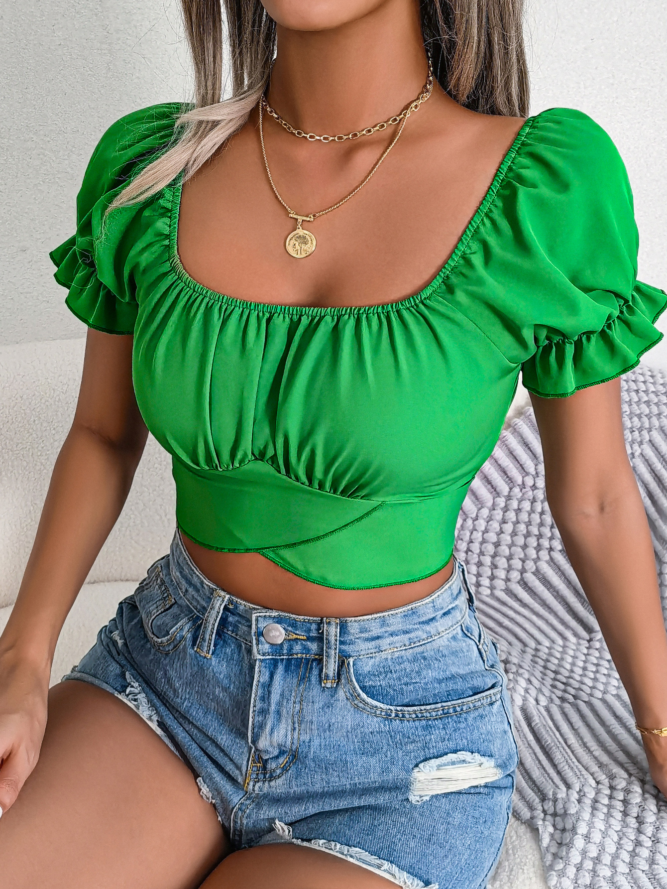 Top Corto in Chiffon a Maniche Corte — Vita Annodata - 15