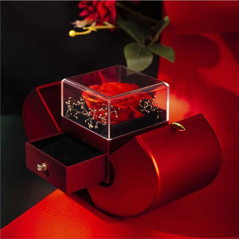 Cofanetto Mela con Rosa Eterna + Collana Quadrifoglio — Idea Regalo - 3